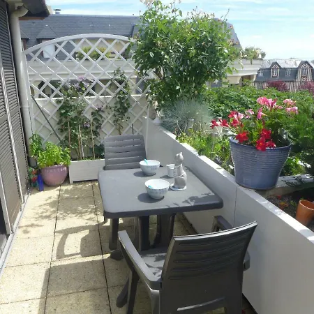 Appartement Olympe-2 *